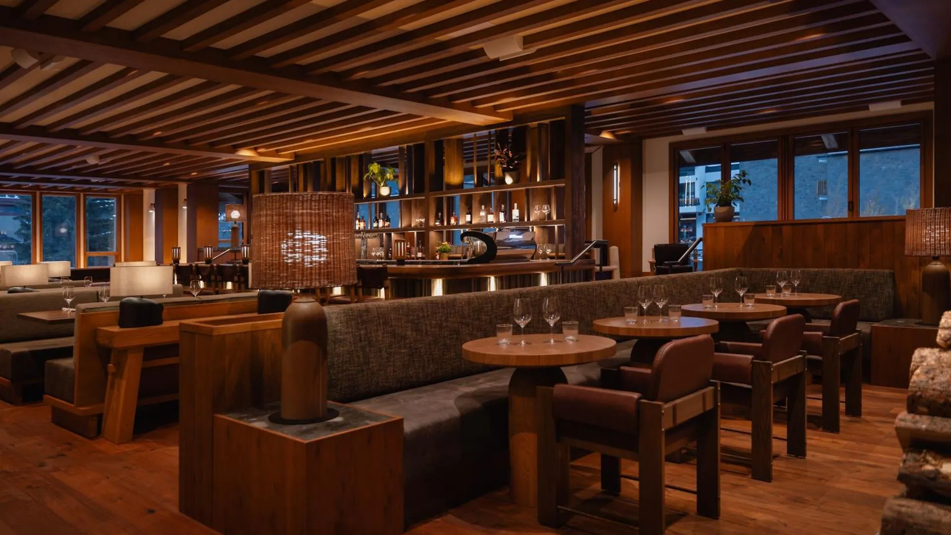 Otter Hotel Banff